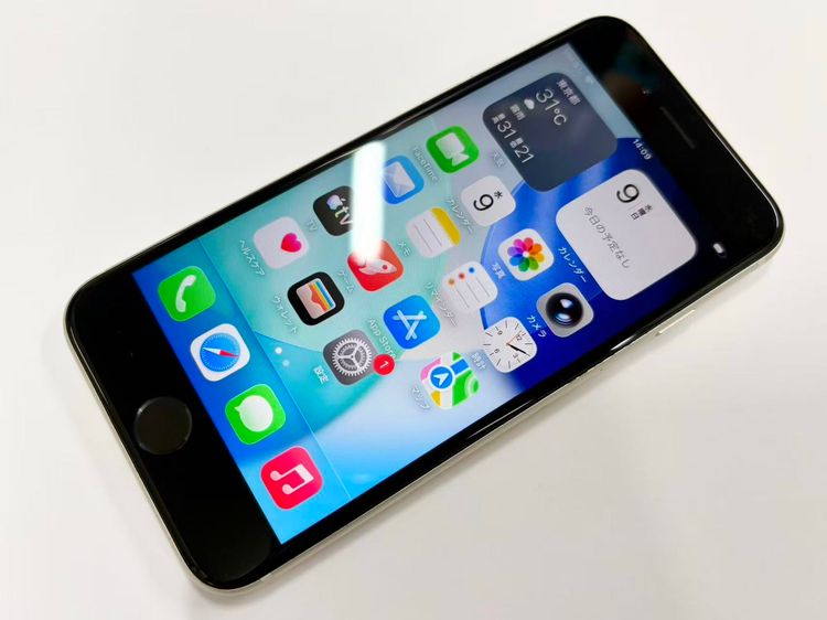 ������Х��������SIM�ե꡼ iPhone SE(��3����) 64GB �������饤��