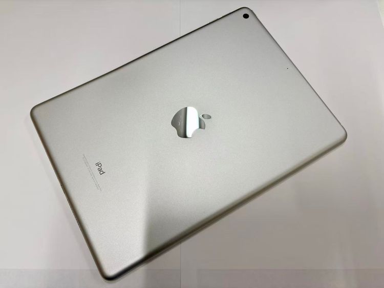 Х iPad(5) Wi-Fi 32GB С MP2G2J/A