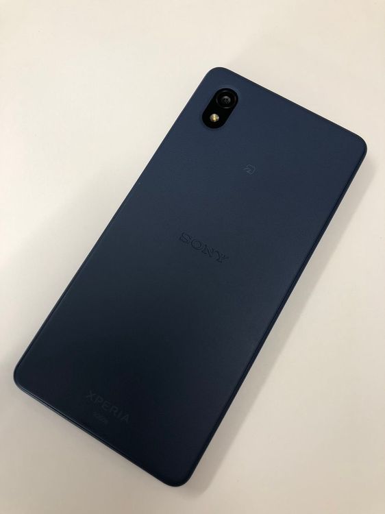 ������Х����SIM�ե꡼ AU Xperia Ace III SOG08 �֥롼