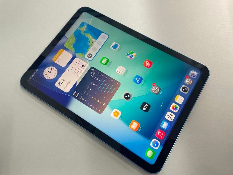 ������Х���� iPad (11) A16  Wi-Fi 128GB MD4A4J/A [�֥롼]