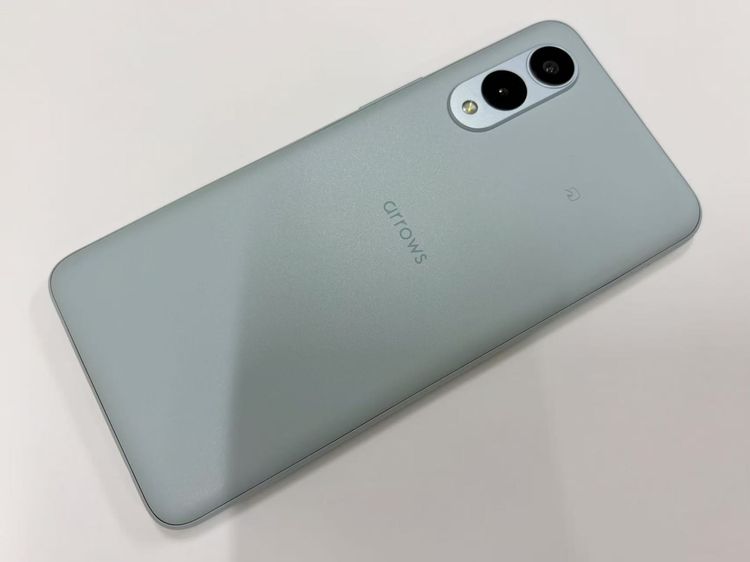 ХSIMե꡼ docomo arrows We2 饤ȥ֥롼 F-52E