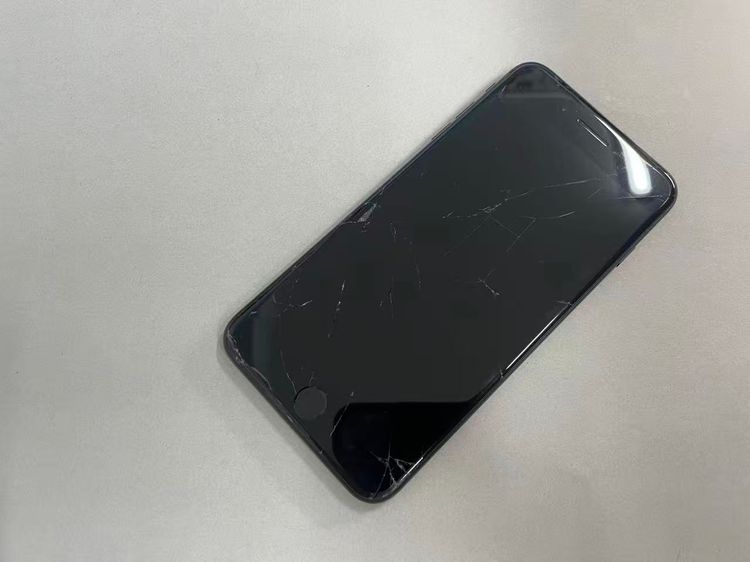������Х����SIM�ե꡼ iPhone7 Plus 32GB �����åȥ֥�å�