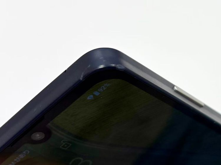 ������Х����SIM�ե꡼ Softbank AQUOS wish3 �֥�å� A303SH