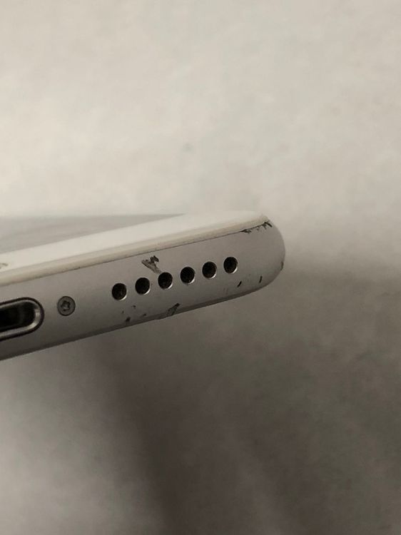 ХSIMե꡼ iPhone 7 32GB С