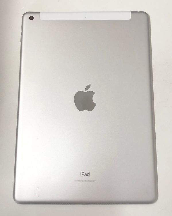 ������Х����SIM�ե꡼ iPad 9 Wi-Fi+Cellular 64GB ����С�