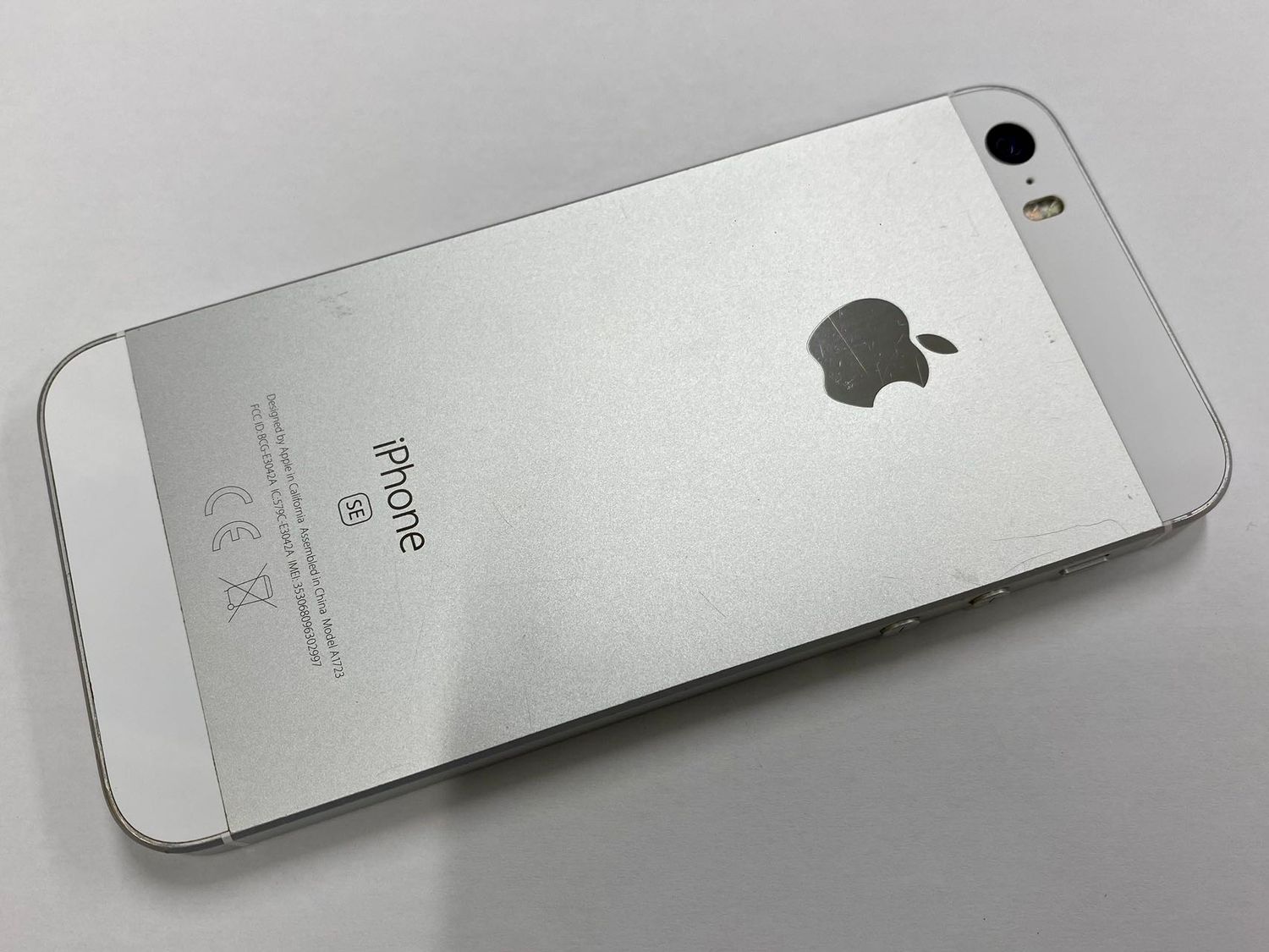 ムスビー｜セイモバイル☆国内SIMフリー iPhoneSE(1) 32GB シルバー 