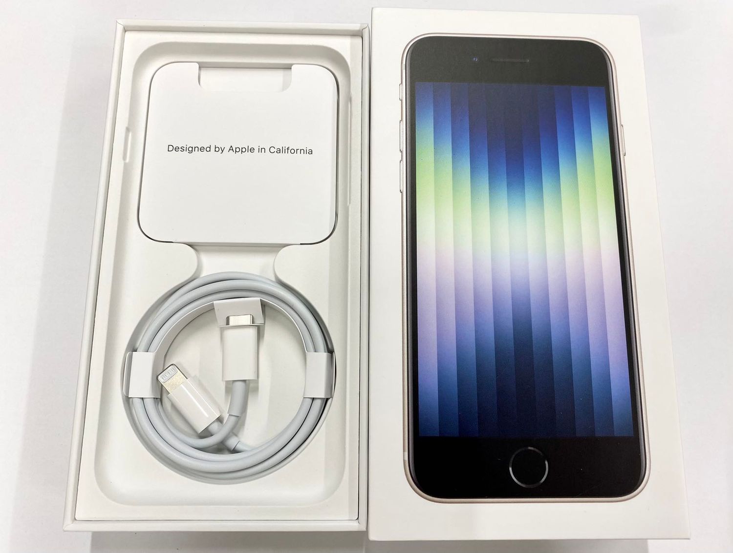 ムスビー｜セイモバイル☆バッテリー100%☆国内SIMフリー iPhoneSE3 