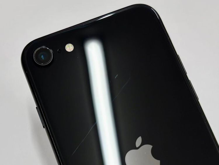 ������Х��������SIM�ե꡼ iPhone SE(��2����) 64GB �֥�å�
