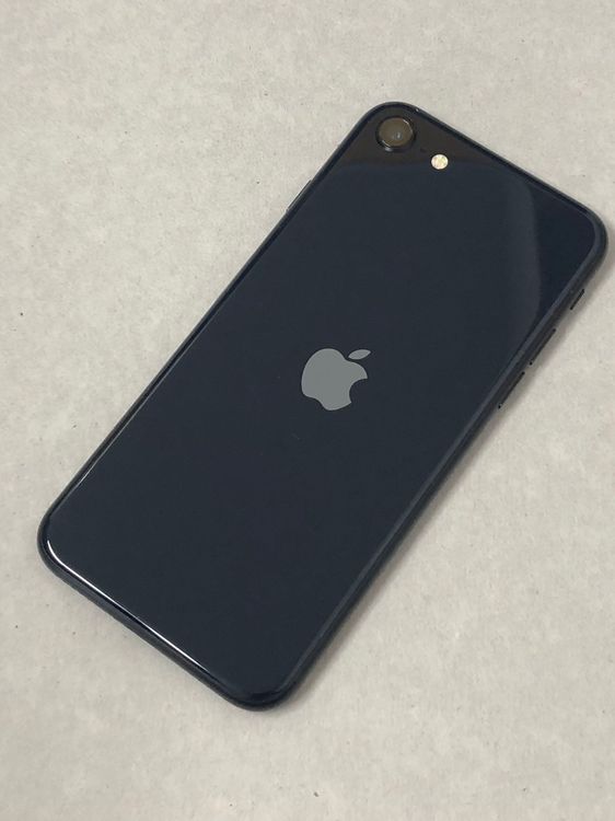 ������Х�����Хåƥ꡼100���SIM�ե꡼ iPhone SE3 64GB �ߥåɥʥ���