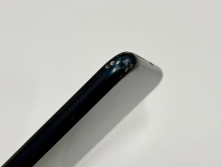 ������Х����SIM�ե꡼ iPhone SE(��3����) 64GB �ߥåɥʥ���