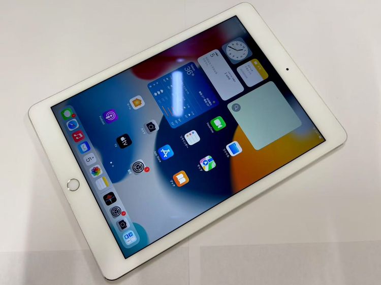 Хdocomo iPad Air2 WiFi+Cell 16GB С