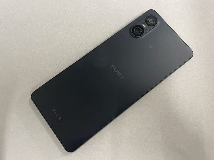 ������Х����SIM�ե꡼ docomo Xperia 10 VI SO-52E �֥�å�