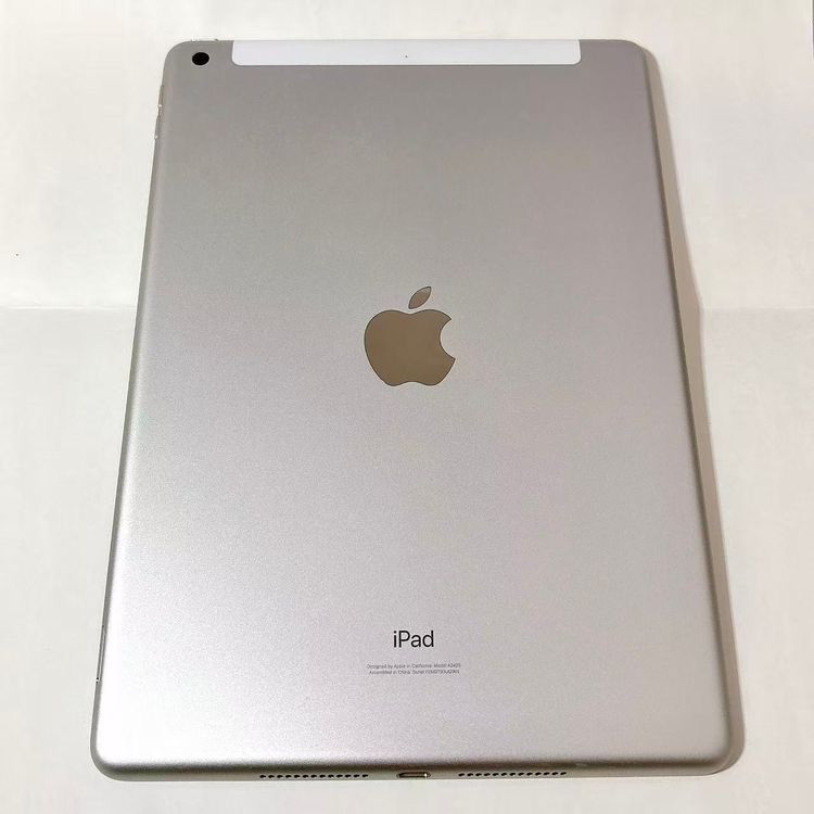 ������Х����SIM�ե꡼ iPad(8) WiFi+Cell 32GB ����С� MYMJ2J/A