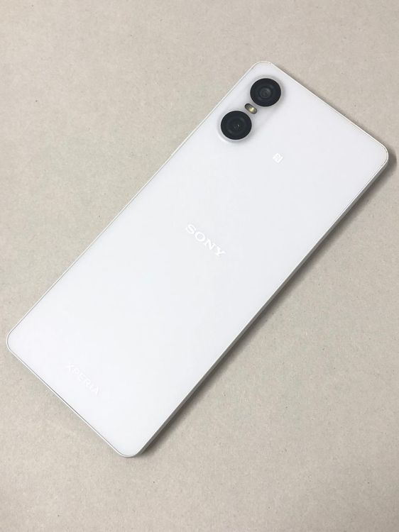 ������Х����SIM�ե꡼ Softbank Xperia 10 IV �ۥ磻�� A402SO