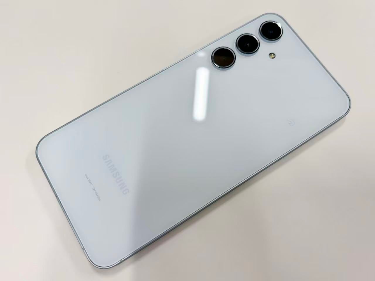 ムスビー｜セイモバイル☆SIMフリー AU Galaxy A55 5G SCG27 オーサム 