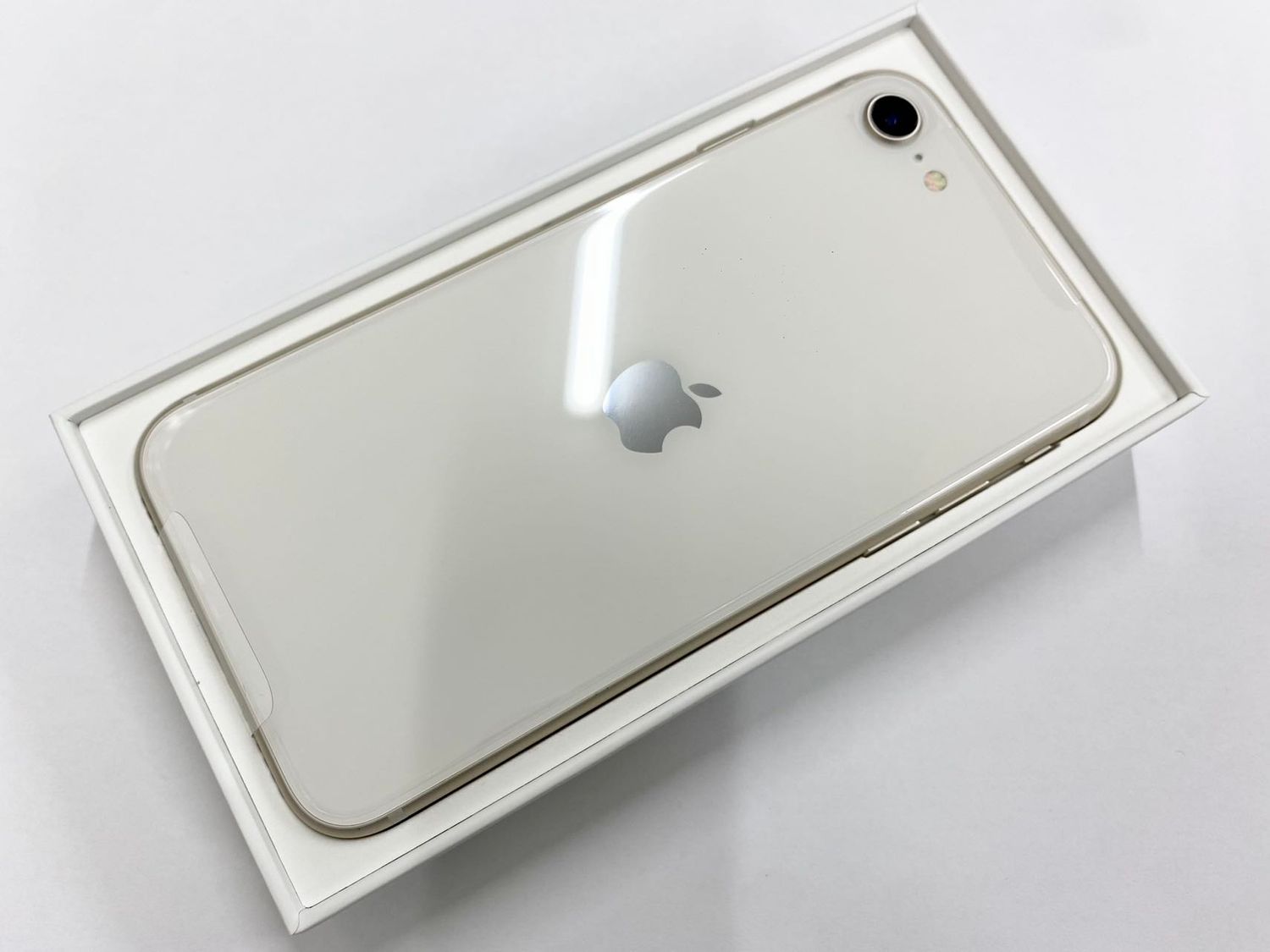 ムスビー｜セイモバイル☆訳アリ☆国内SIMフリー iPhoneSE3 64GB 