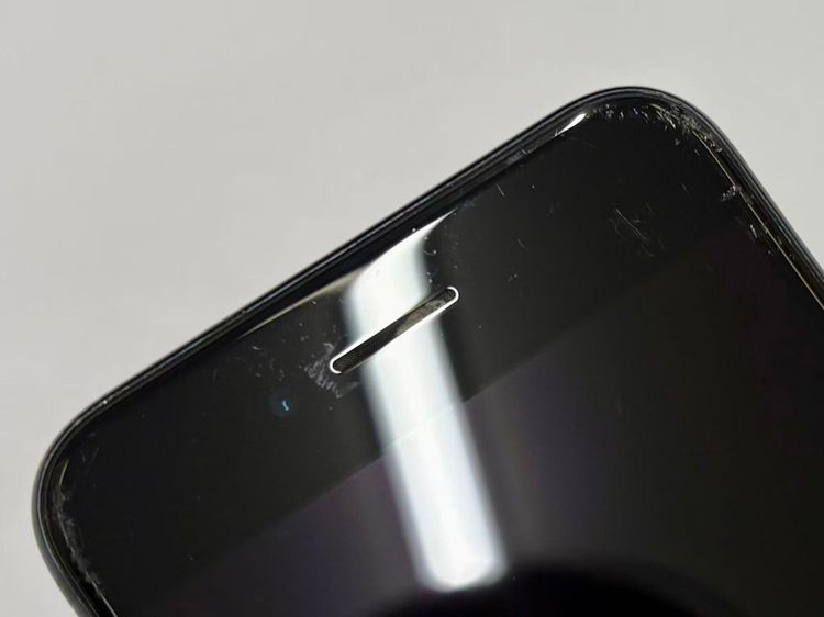 ������Х��������SIM�ե꡼ iPhone SE(��3����) 64GB �ߥåɥʥ���