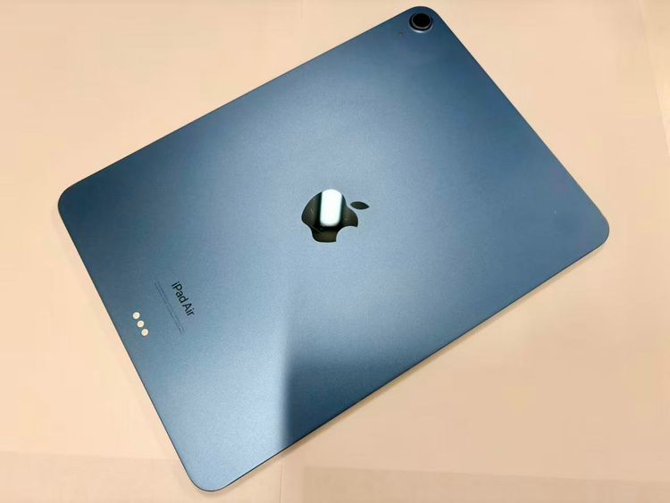 Х iPad Air(5) WiFi 64GB ֥롼 3M9E3J/A