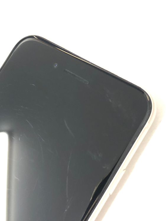 ХSIMե꡼ iPhone SE3 64GB 饤