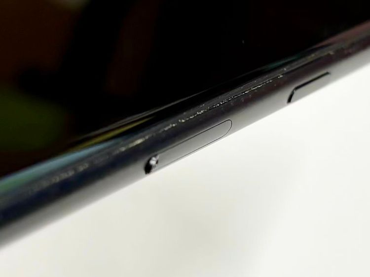 ХSIMե꡼ iPhone SE(2) 64GB ֥å