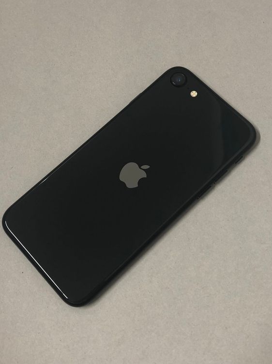 ������Х����SIM�ե꡼ iPhone SE2 128GB �֥�å�