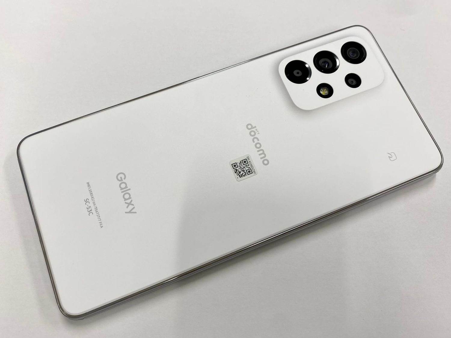 SAMSUNG Galaxy A53 5G SC-53C オーサムホワイト（Galaxy A53 5G 臥せ  