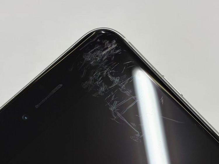 セイモバイル★国内 SIMフリー iPhone SE(第2世代) 128GB ホワイト