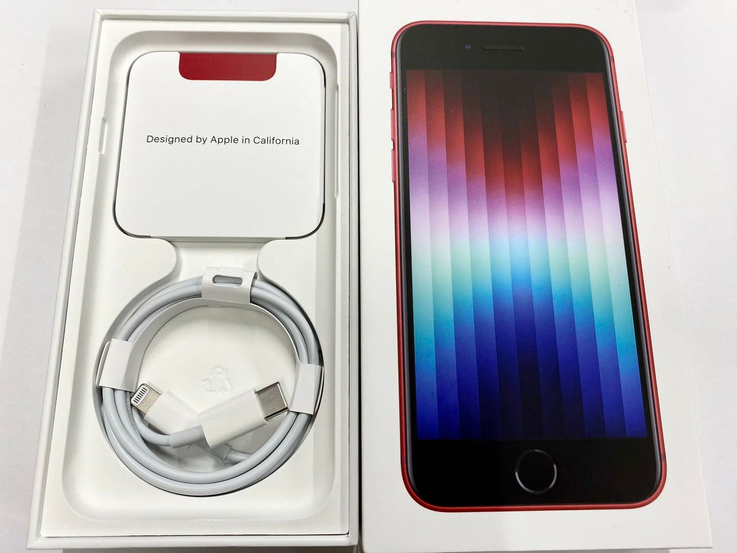 ムスビー｜セイモバイル☆バッテリー100%☆国内SIMフリー iPhoneSE3 