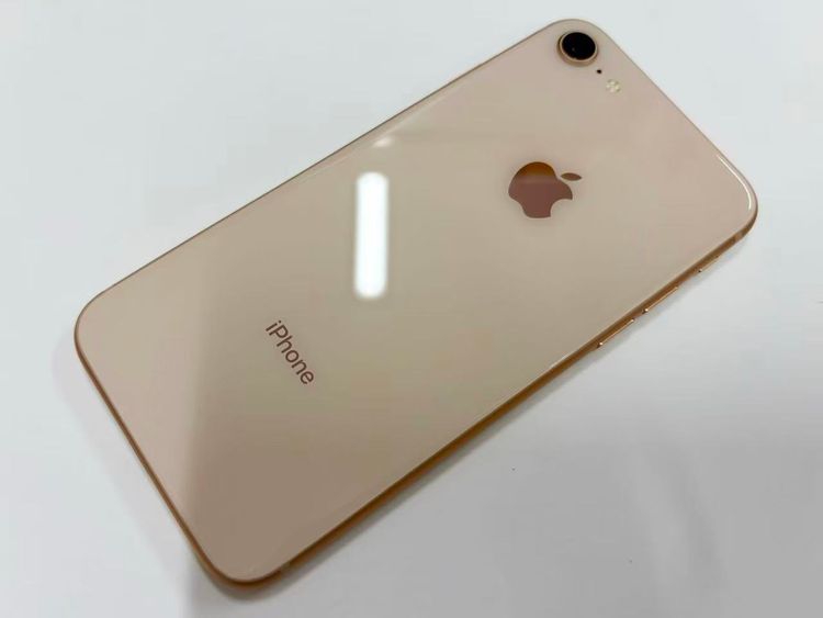 ХSIMե꡼ iPhone8 64GB 