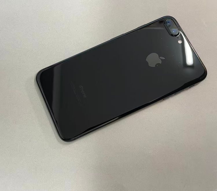 ������Х�����Хåƥ꡼94%SIM�ե꡼ iPhone7 Plus 32GB �����åȥ֥�å�