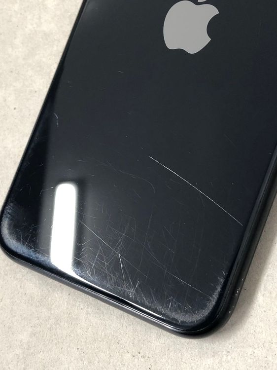 ������Х����SIM�ե꡼ iPhone SE3 64GB �ߥåɥʥ���