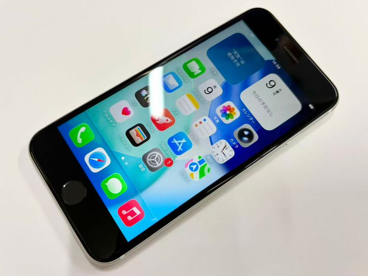 ������Х����SIM�ե꡼ iPhone SE(�裲����) 128GB �ۥ磻��