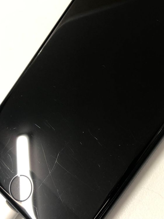 ������Х����SIM�ե꡼ iPhone SE(��3����) 64GB �ߥåɥʥ���