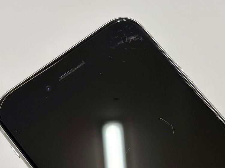 ������Х��������SIM�ե꡼ iPhone SE(�裲����) 64GB �ۥ磻��