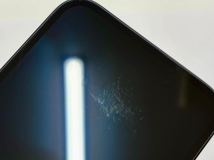 ������Х�����Хåƥ꡼100������� iPhone16e 128GB �֥�å�