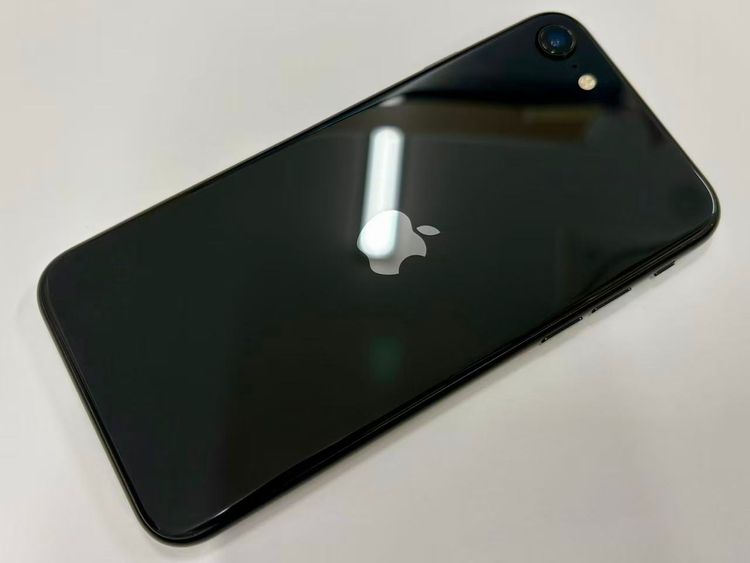 ������Х��������SIM�ե꡼ iPhone SE(�裲����) 64GB �֥�å�