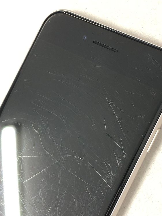 ������Х����SIM�ե꡼ iPhone SE(��3����) 64GB �������饤��