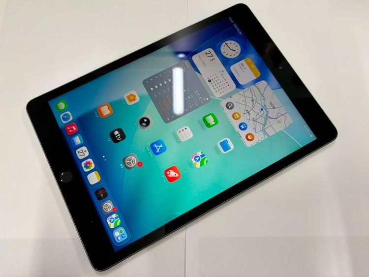 ������Х����iPad(��8����) WiFi�� 32GB ���ڡ������쥤 3YL92J/A