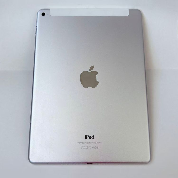 Хdocomo iPad Air2 WiFi+Cellular 64GB С