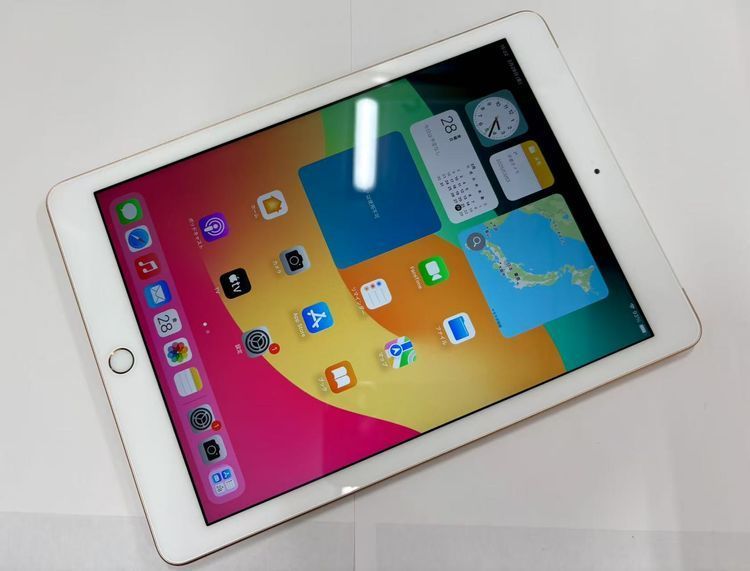 ������Х���� iPad(��6����) Wi-Fi��ǥ� 32GB MRJN2J/A �������