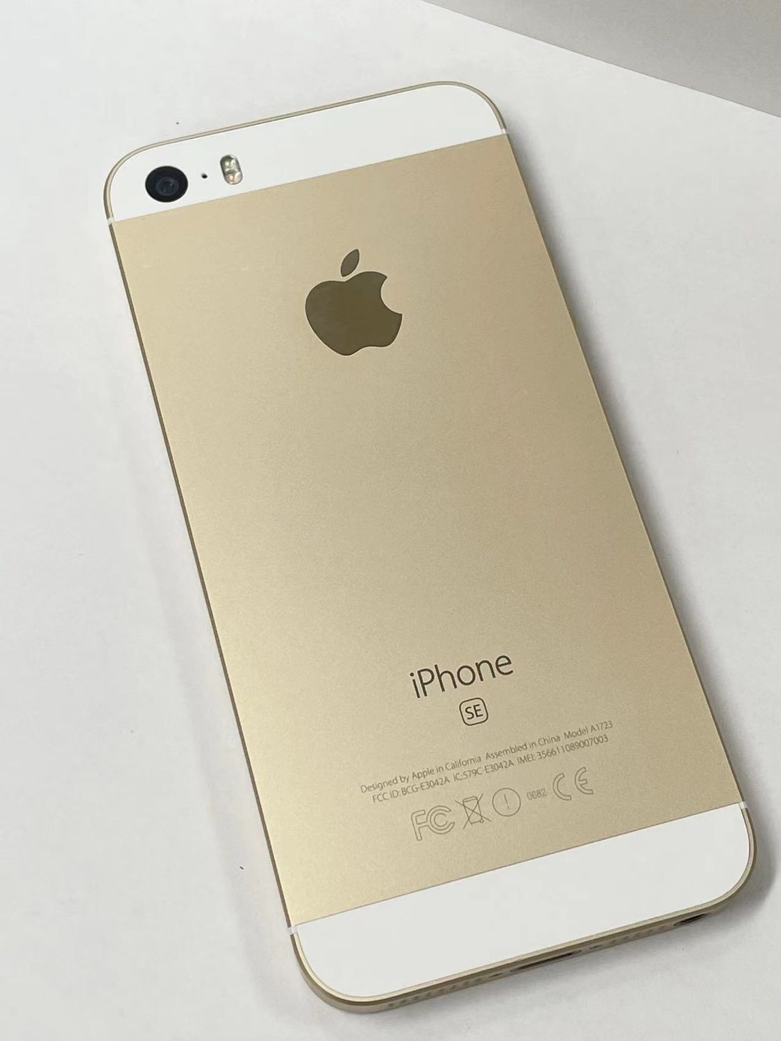 ムスビー｜セイモバイル☆SIMフリー・バッテリー100％ iPhone SE 32GB  