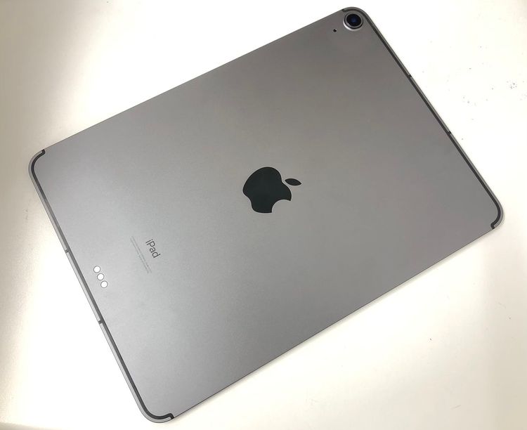 ������Х����iPad Air4 Wi-Fi+Cell 256GB MYH22J/A ���ڡ������쥤