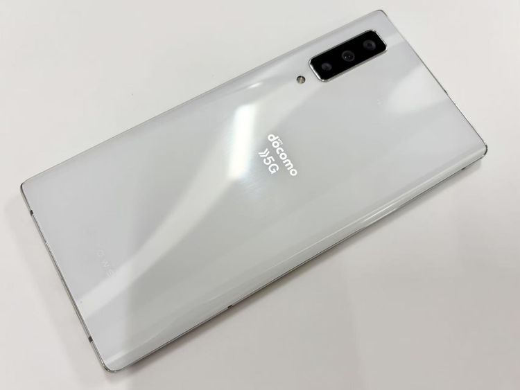 ХSIMե꡼ docomo arrows NX9 F-52A [ۥ磻]