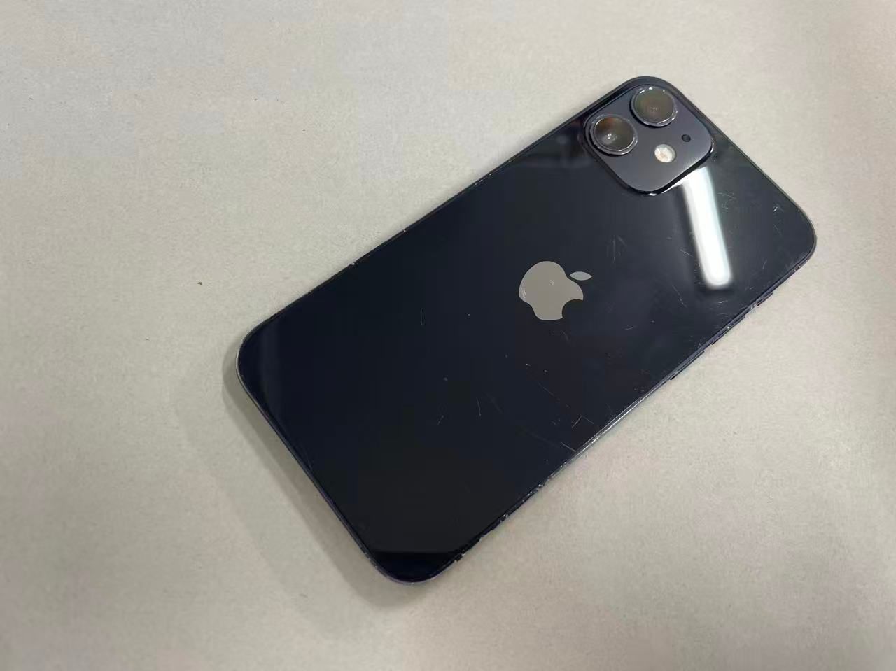 ムスビー｜セイモバイル☆バッテリー100% SIMフリー iPhone 12mini 