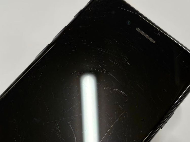 ������Х��������SIM�ե꡼ iPhone SE(��2����) 64GB �֥�å�