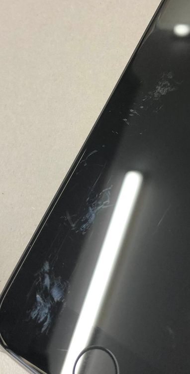 ������Х�����Хåƥ꡼98���SIM�ե꡼ iPhone SE3 64GB �������饤��