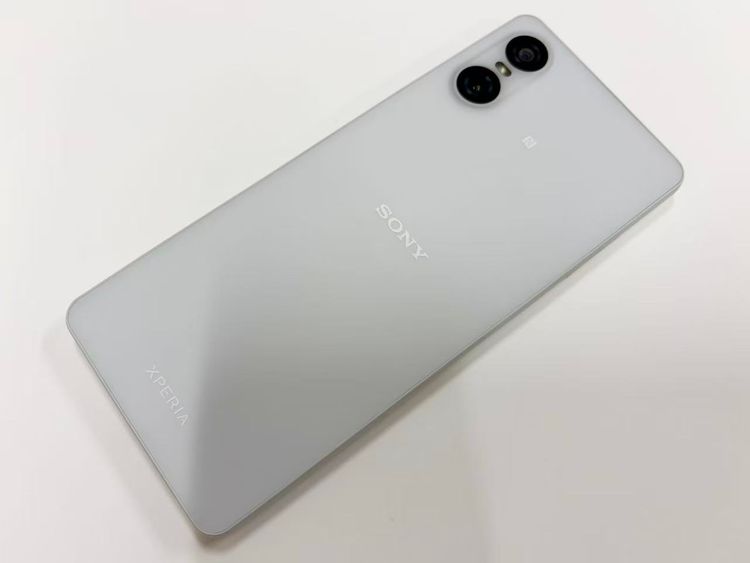 ������Х����SIM�ե꡼ docomo Xperia 10 VI SO-52E �ۥ磻��