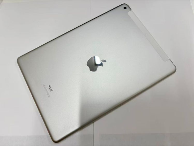 ХSIMե꡼ iPad(8) Wi-Fi+Cell 128GB С