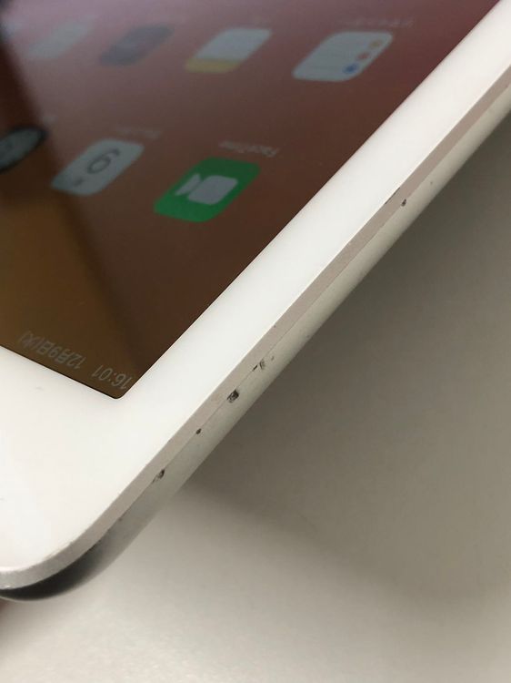 ХSIMե꡼ iPad 6 Wi-Fi+Cellular 32GB С