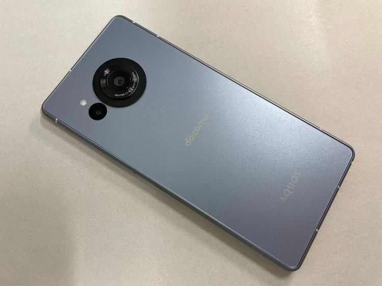 ������Х����SIM�ե꡼ docomo AQUOS R8 SH-52D 256GB �֥롼